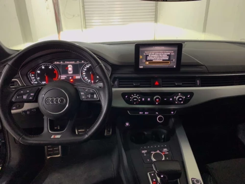 Audi A4 2017 S Line +