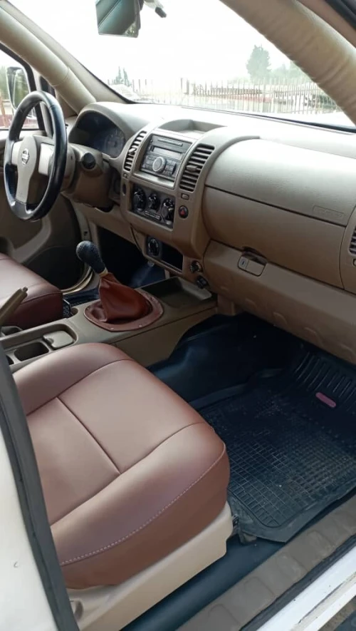 Nissan Navara 2011 Elegance 4x2