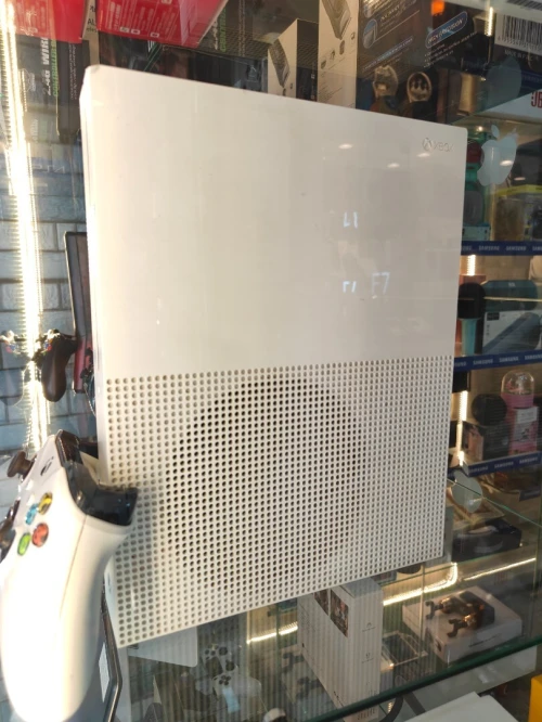Xbox one s Xbox one s