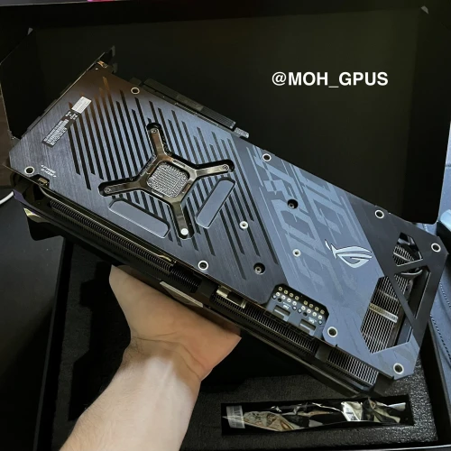 RX 6700 XT ASUS ROG STRIX 12GB VRAM equivalent rtx 3070