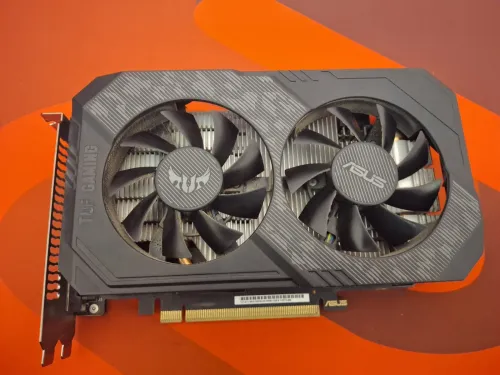 Carte Graphique asus tuf GTX 1660 Super