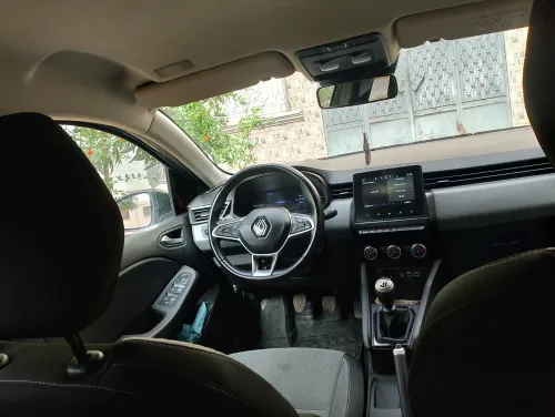 Renault Clio 5  2024 Évolution  carte grise Safia code QR