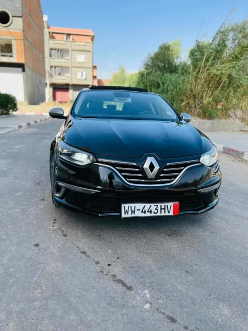 Moteur 1.6 DCI nta3 megan4 gtiline ynagass zite jamais taftah machi 220000 KM
