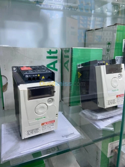 SCHNEIDER -Electricité Industriel DISJONCTEUR CONTACTEUR Interrupteur Différentiel RELAIS ACCESSOIRE