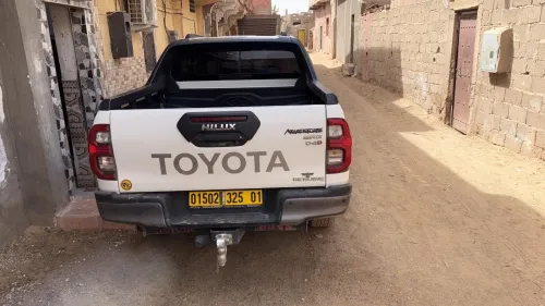 Toyota Revo  2025 