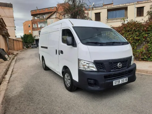 Nissan Urvan 2015 Fourgon