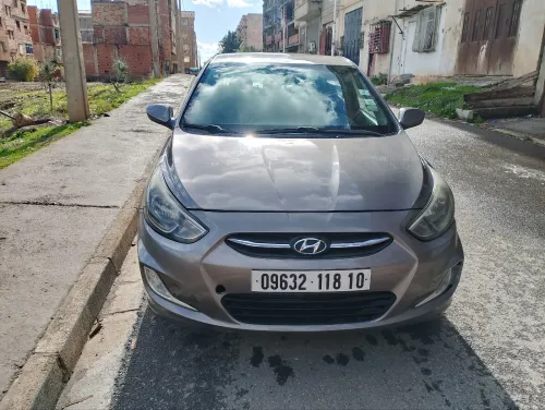 Hyundai Accent RB  4 portes 2018 Accent RB  4 portes