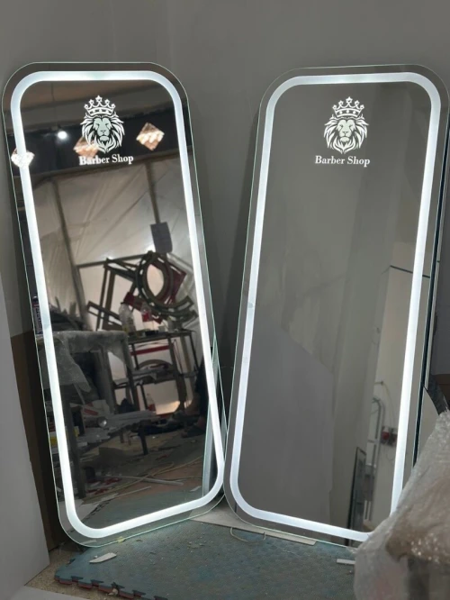 Miroir LED personnalisé