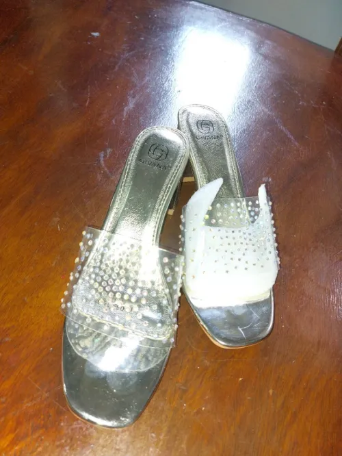 Chaussures femmes et hommes 