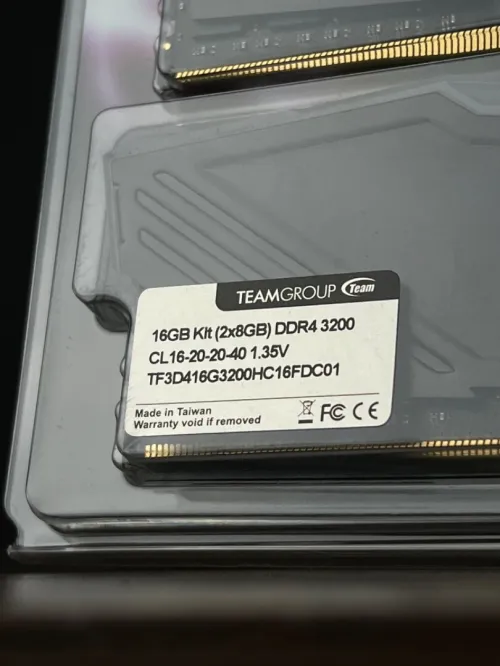 TEAMGROUP T-FORCE DELTA 16GB (2*8) DDR4 3200MHZ CL16 RGB