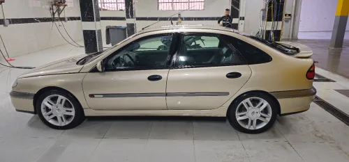 Renault Laguna 1995 Initiale paris