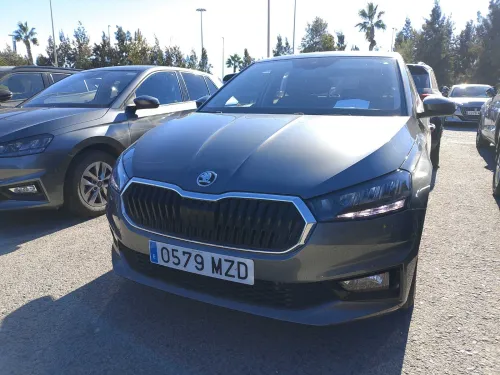 Skoda FABIA 2025 Selection + Climatisation Automatique + Sièges avant chauffants PRIX  506,52