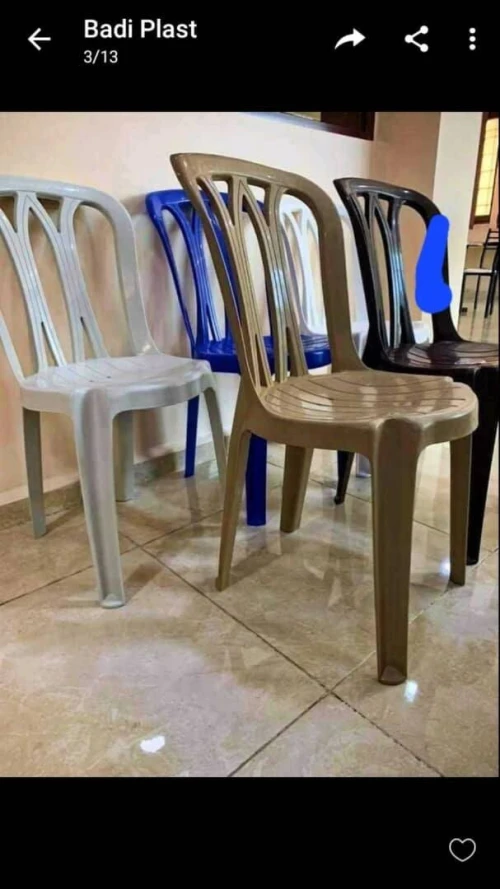 كراسي و طاولات بلاستيكية chaises et tables
