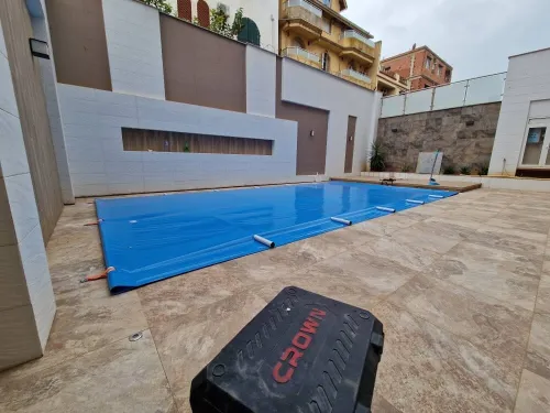 Bâche de couverture piscine