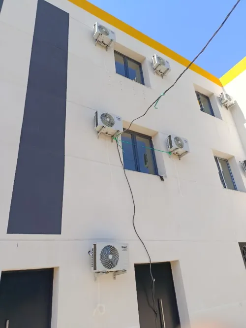 Nettoyage et maintenance de systèmes de climatisation
