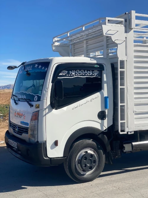 Nissan capstar NT 400 2013