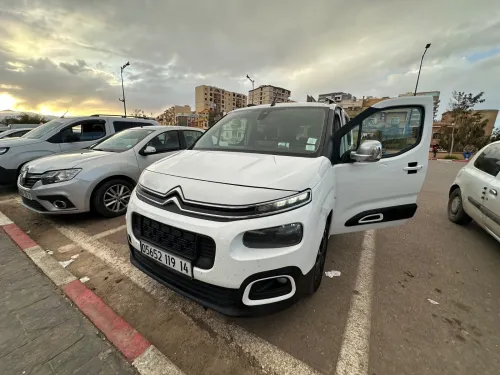 Citroen Berlingo 2019 Tolé niveau 1 châssis long