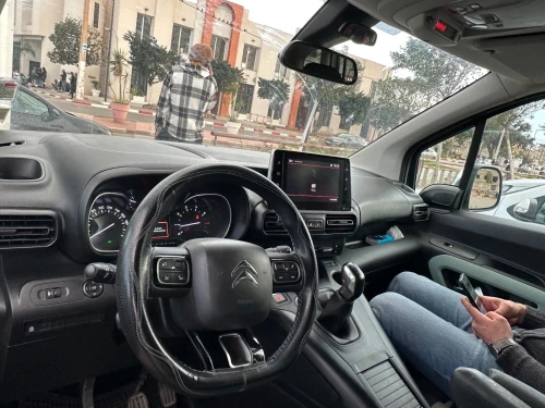 Citroen Berlingo 2019 Tolé niveau 1 châssis long