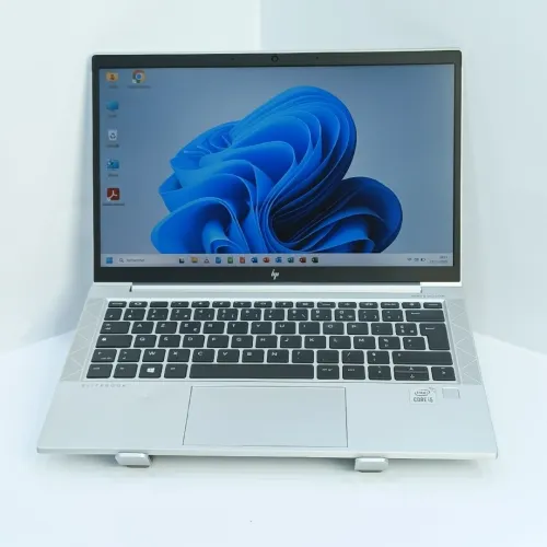 HP EliteBook 830 G7 / i5-10210U (10 éme gén) /Ram 8G /SSD 256G/Ecran 13.3" FHD