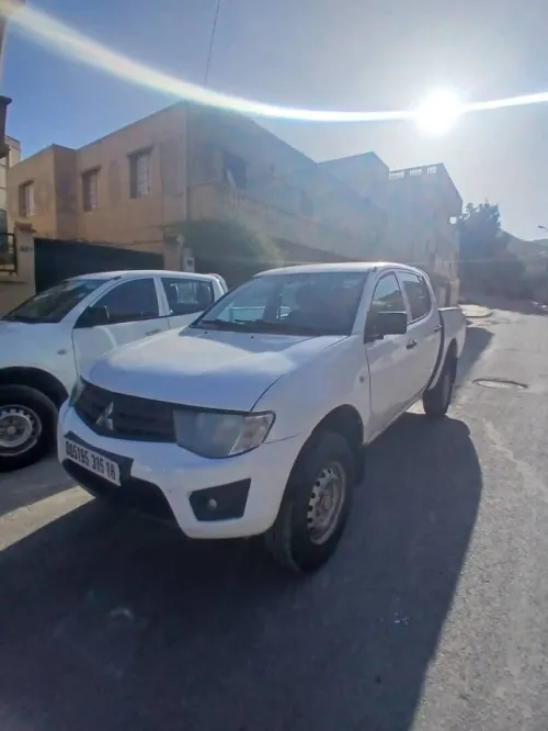 Mitsubishi L200 2015 Doube cabine Evolution