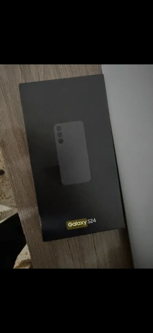 Samsung S24