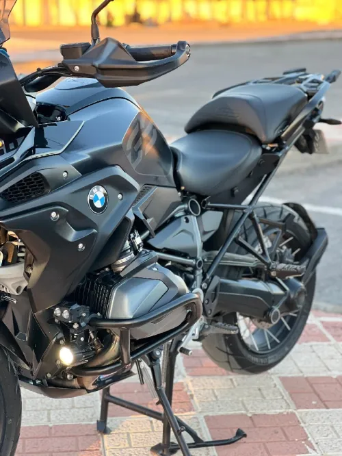 BMW Gs TRIPLE BLACK LC 