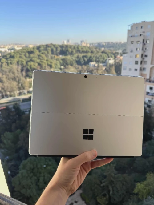 Surface pro 9
