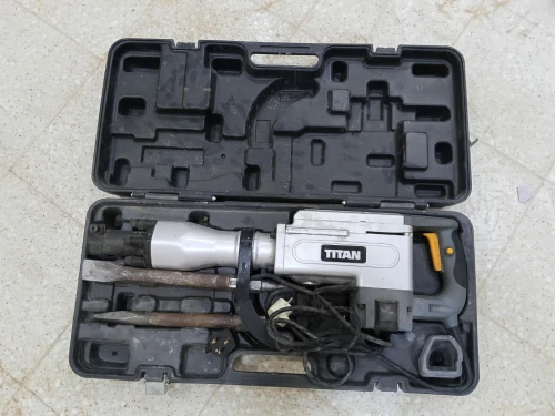 marteau piqueur titan
