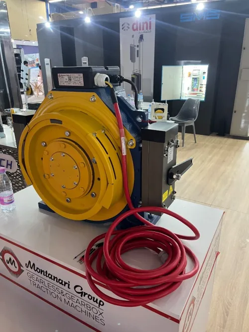 Moteur de traction ascenseur et monte charge