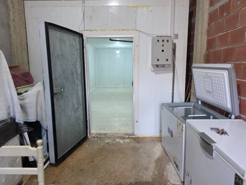 Location chambre froide positive / négative 