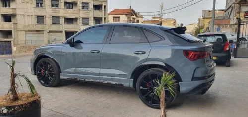 Habillage autocollant automobile RS Q3