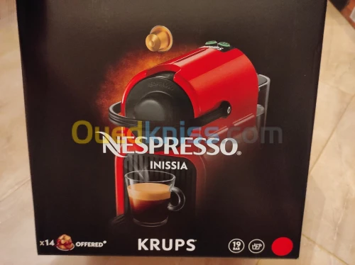 Machine à café Nespresso Krups Inissia 19 bar.