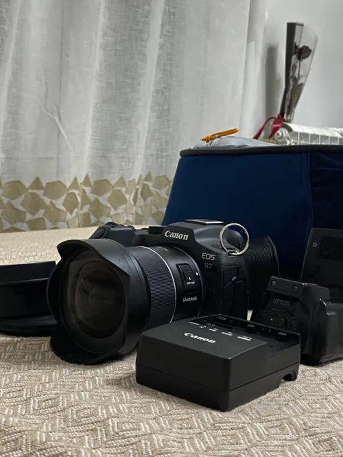 Canon eos r7