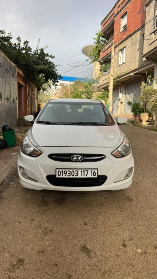 Hyundai Accent RB  4 portes 2017 GL+