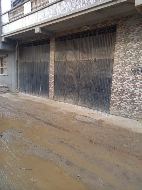 bonne affaire 2 portes de Garage