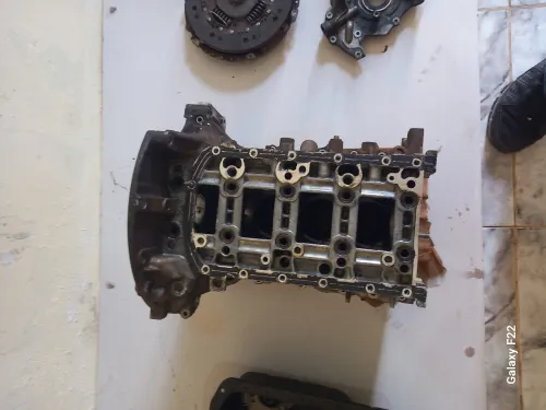 Pièce moteur 1.6 HDI 92 ch un seul abracam 