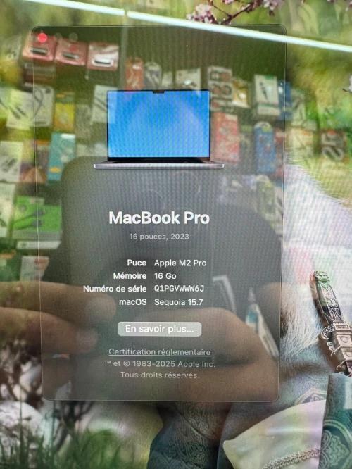 MacBook Pro M2 Pro 2023 16" 16G 512G SDD état 20/20