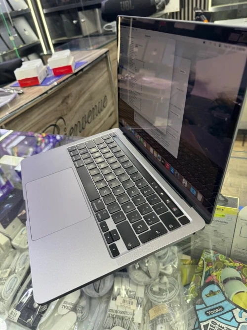 MacBook Pro M2 13" 8G 256G mdm 
