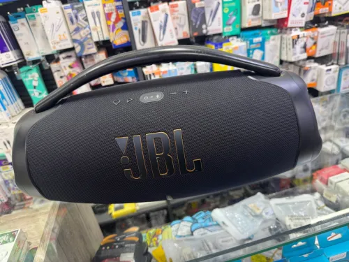 JBL boombox 3