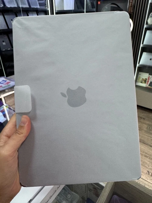 MacBook Air M3 8G 256G batterie 100% cycle 22 comme neuf