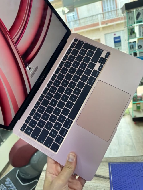 MacBook Air 2020 i5 8G 512G etat comme neuf