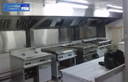 Fabrication Équipements Inox Cuisine Restaurant  تصنيع معدات ستانلس للمطاعم والمقاهي والمخابز
