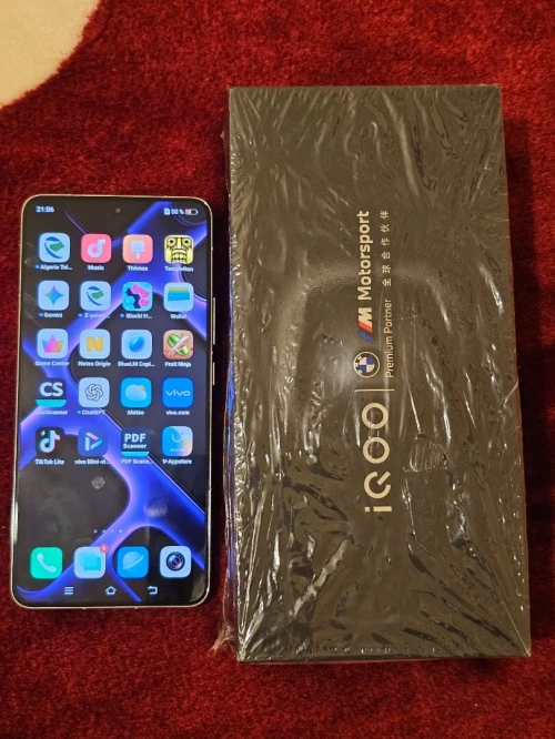 VIVO IQOO 13