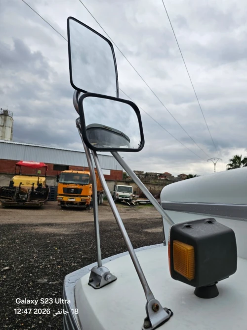 CAMION HINO 6X4 GRUE 1989