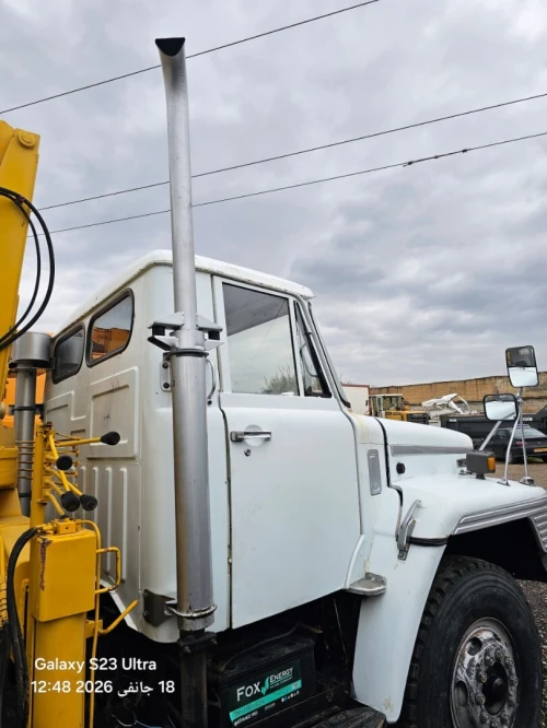 CAMION HINO 6X4 GRUE 1989