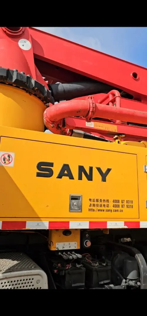 CAMION MERCEDES ACTROS 3341 POMPE A BETON  SANY 