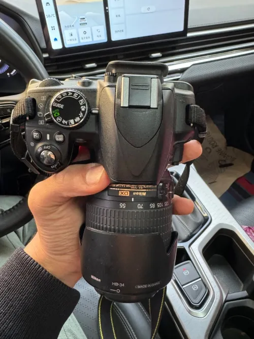 Nikon D3100 avec 2 objectifs
