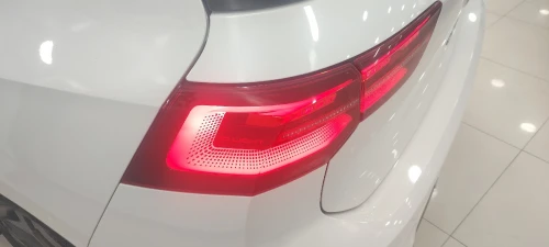 Volkswagen Golf 8 2025 R-Line
