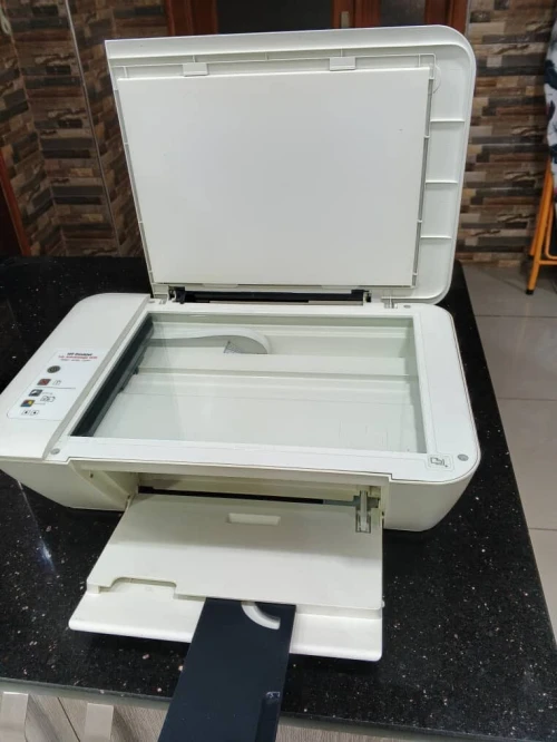 Vend 03 imprimantes Epson mg5751 et mg5550, hp deskjet ink advantage 1515
