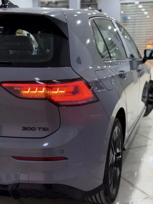 Volkswagen Golf 8 2025 R Black Edition 